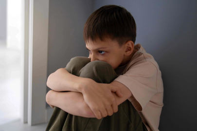 Bipolar bozukluk çocuk ve ergenlerde de görülüyor